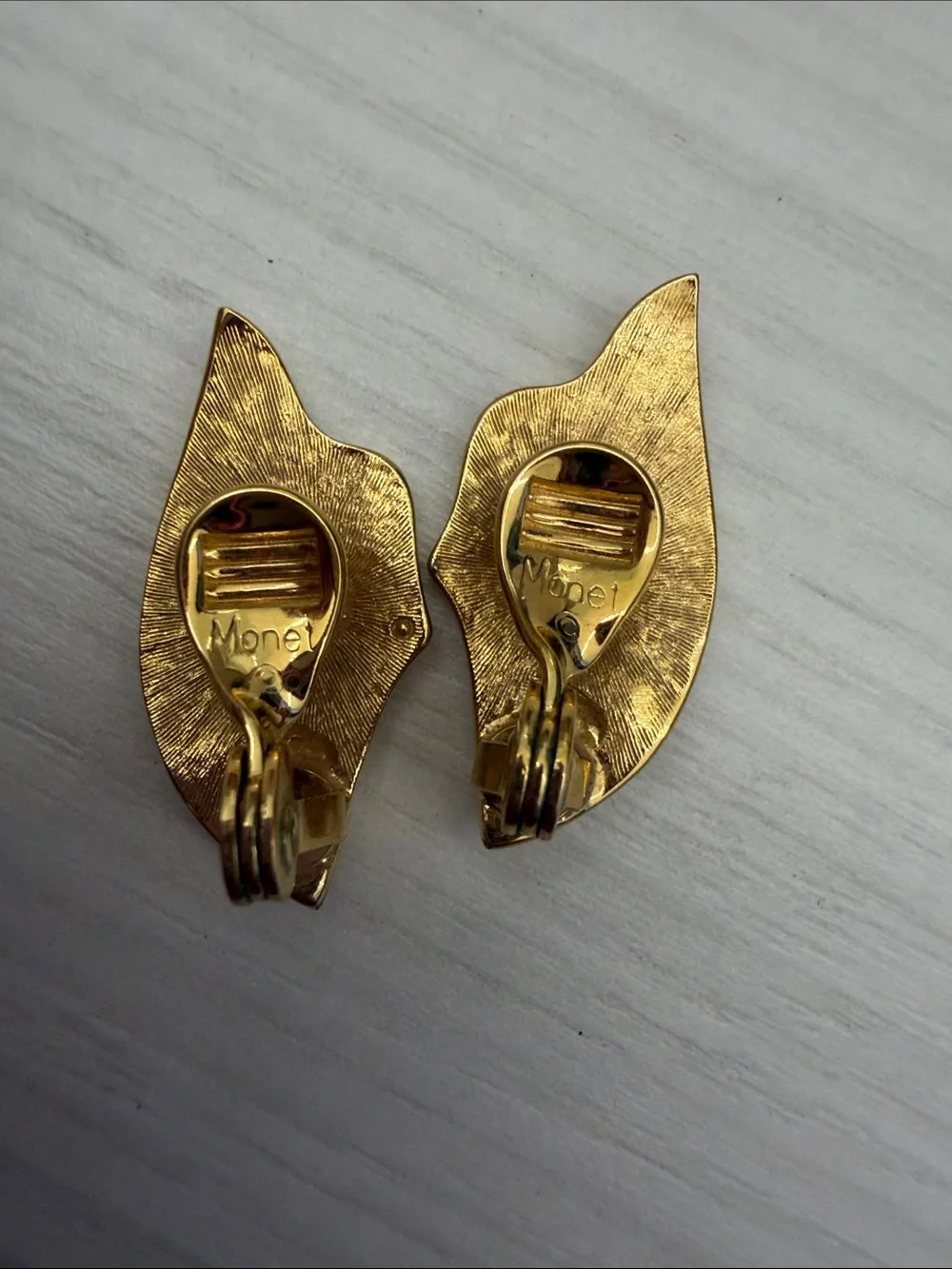 Monet Cream and Gold Leaf Clip Earrings